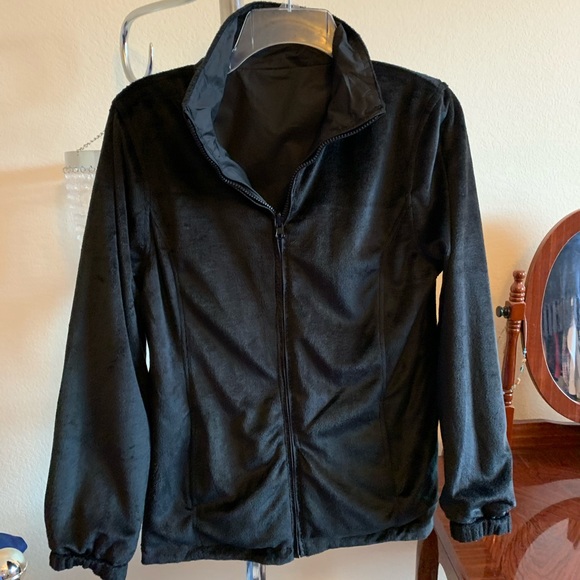 Donating NWOT Reversible Jacket - Picture 2 of 8